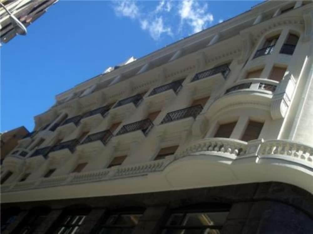 Hostal Excelsior Madrid Exterior foto