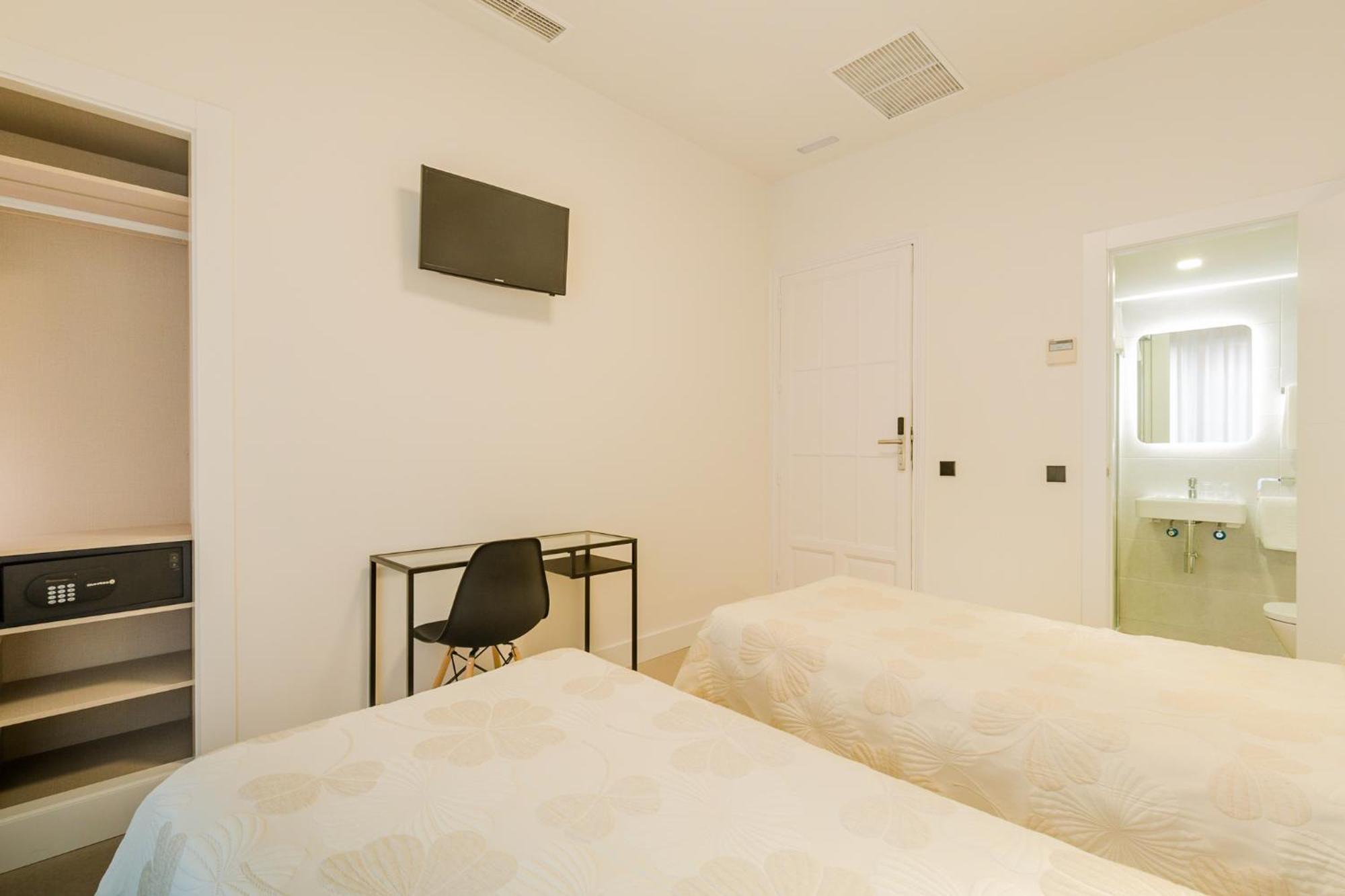 Hostal Excelsior Madrid Exterior foto