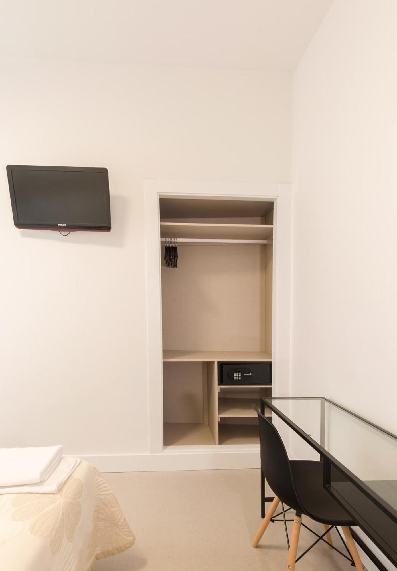 Hostal Excelsior Madrid Exterior foto